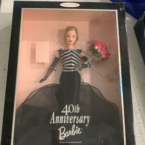 1999 40th Anniversary Barbie NIB Mint